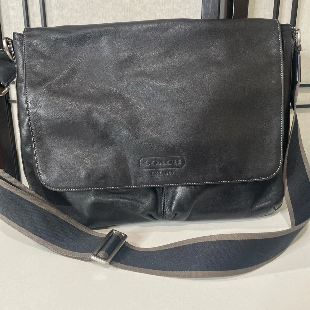 COACH Heritage Web Black Leather Messenger Bag #F70556